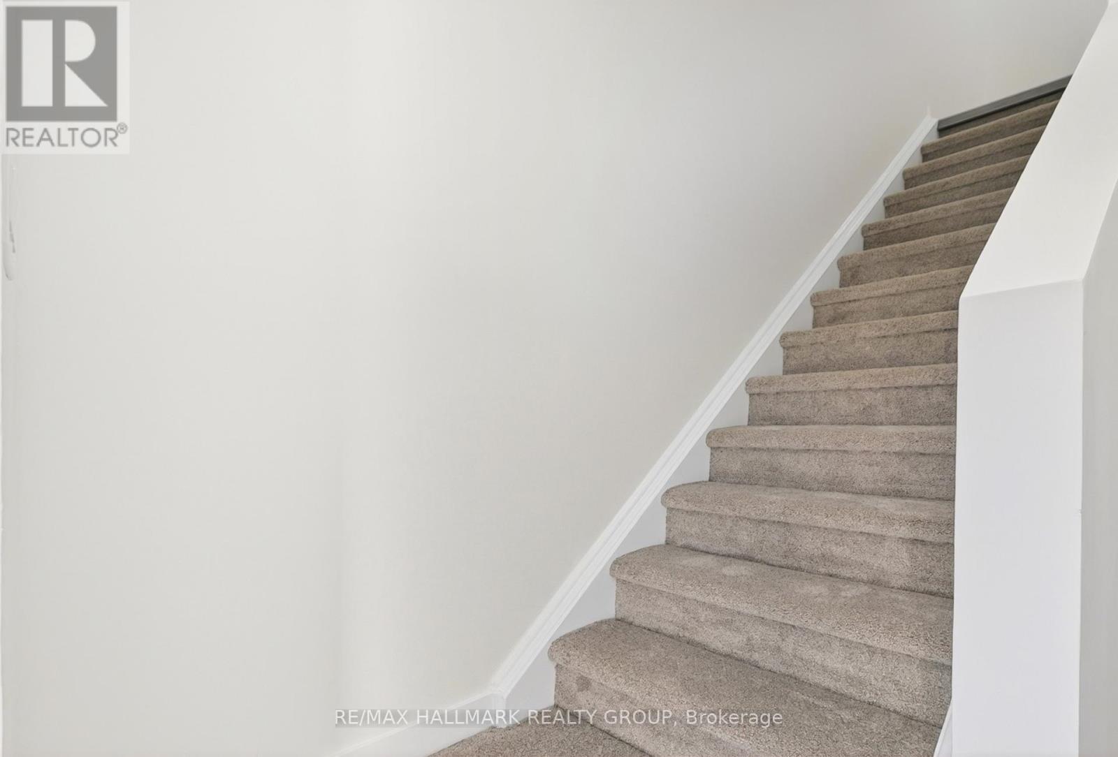 111 - 1457 Murdock Gate