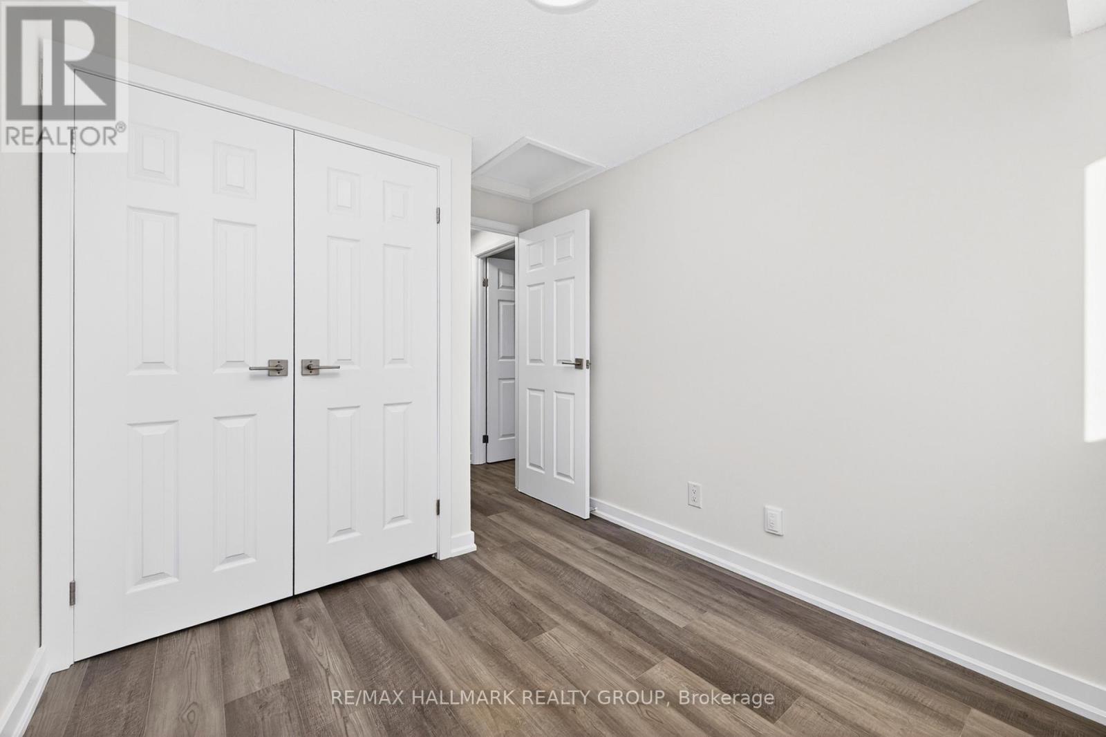 111 - 1457 Murdock Gate