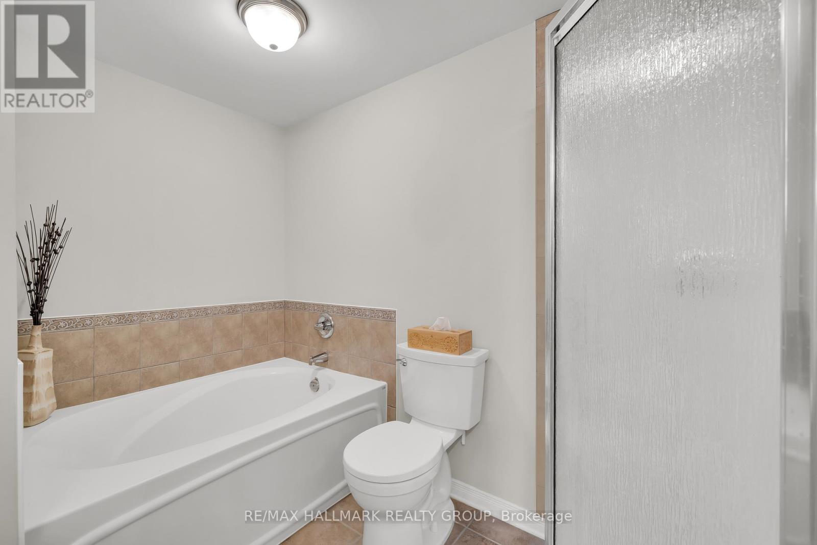 4 - 577 Reardon Private