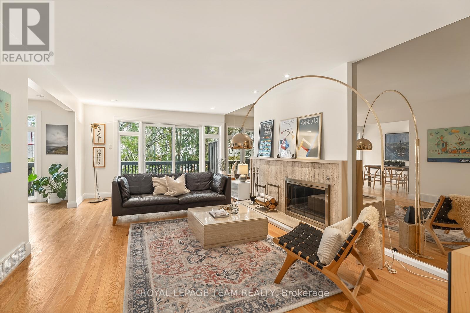 10 - 174 Dufferin Road