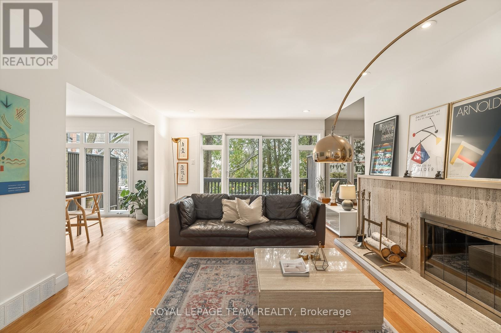 10 - 174 Dufferin Road