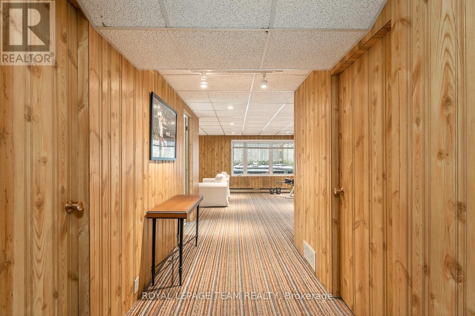 10 - 174 Dufferin Road