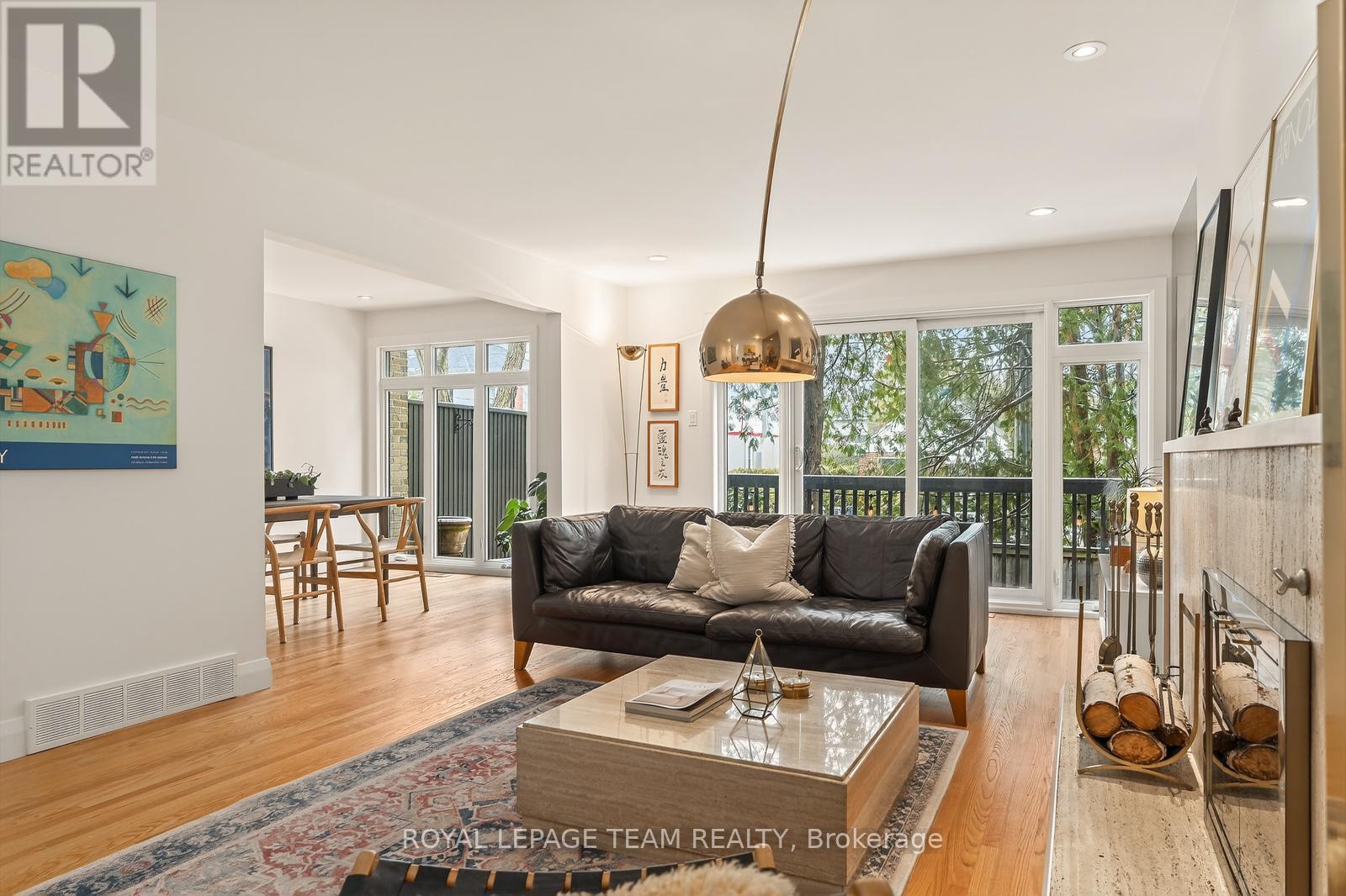 10 - 174 Dufferin Road