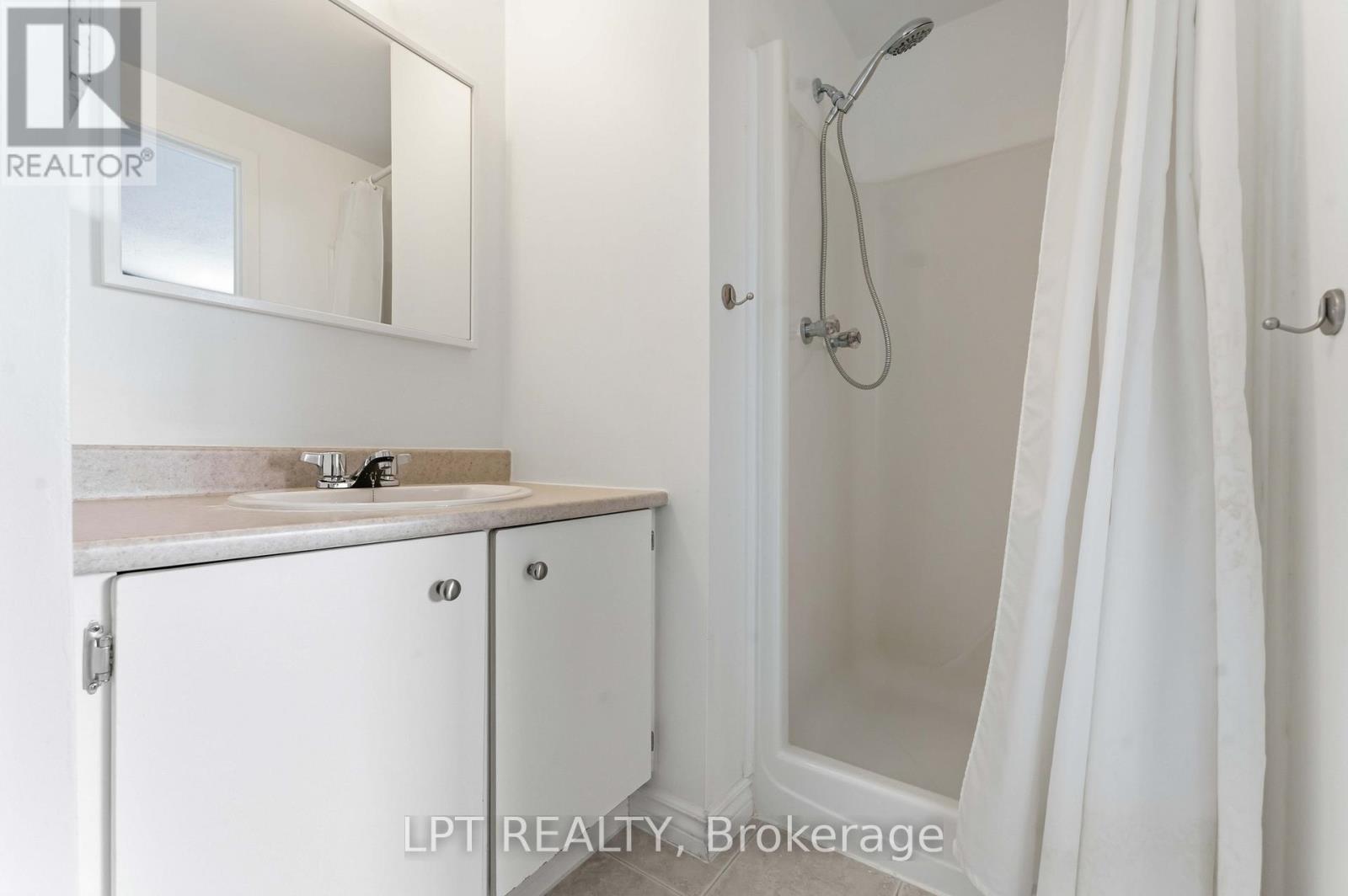 51 - 122 Clarkson Crescent