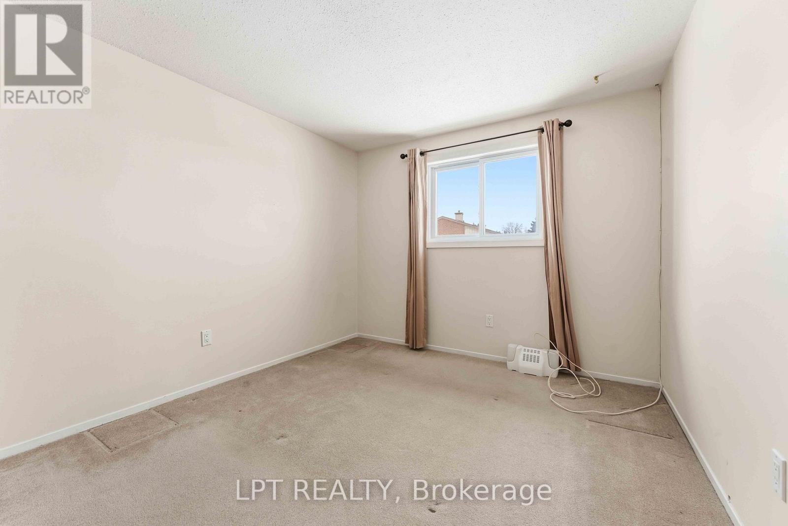 51 - 122 Clarkson Crescent