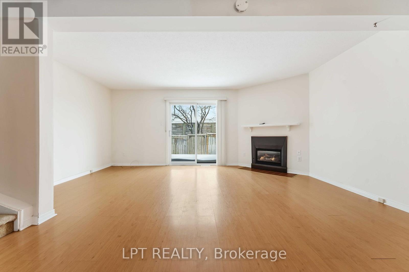 51 - 122 Clarkson Crescent