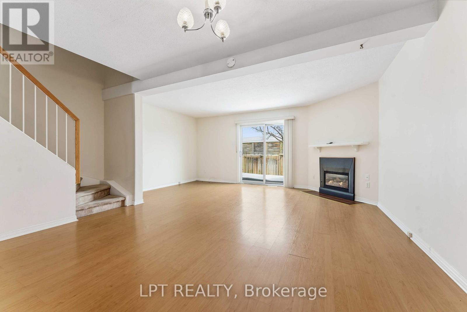 51 - 122 Clarkson Crescent