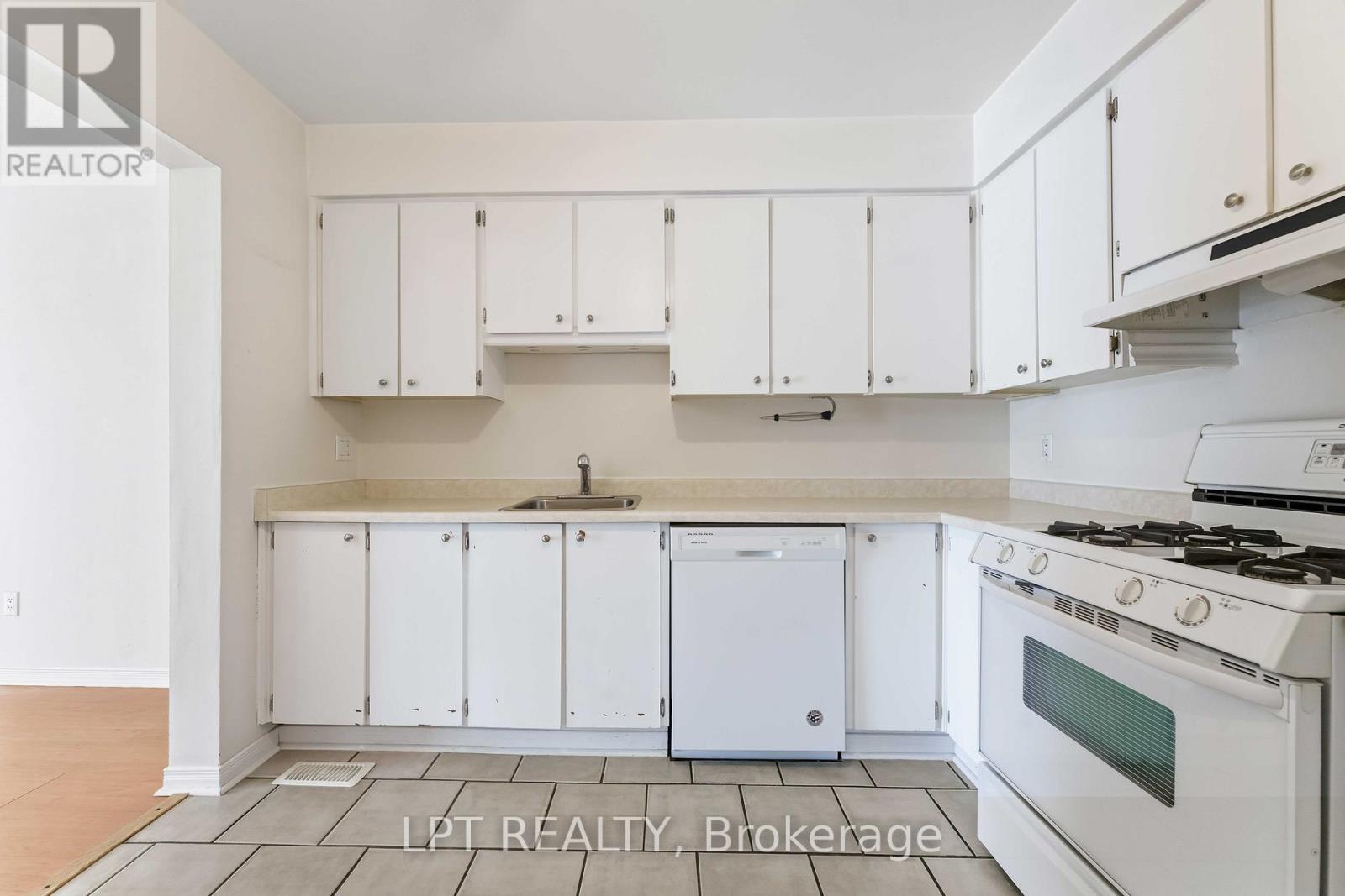 51 - 122 Clarkson Crescent