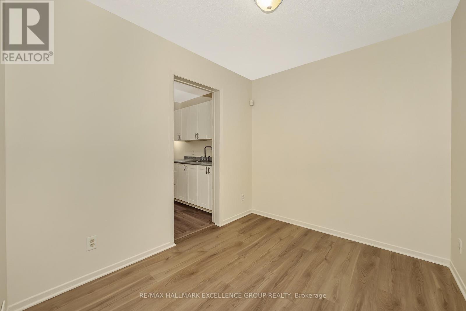 15 - 1968 Fairglen Mews