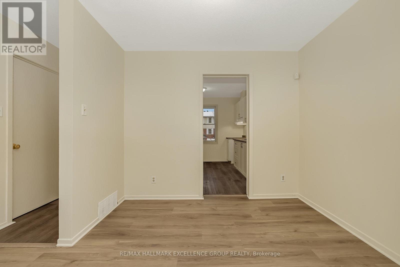 15 - 1968 Fairglen Mews