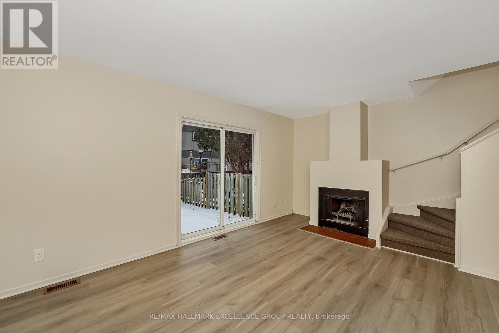 15 - 1968 Fairglen Mews