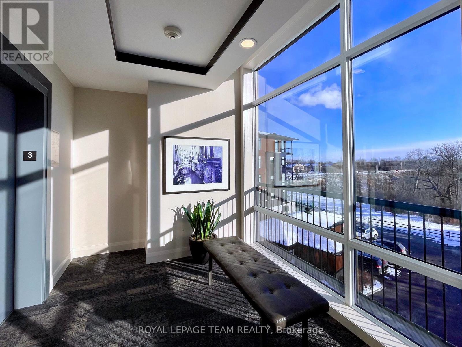 301 - 110 Cortile Private