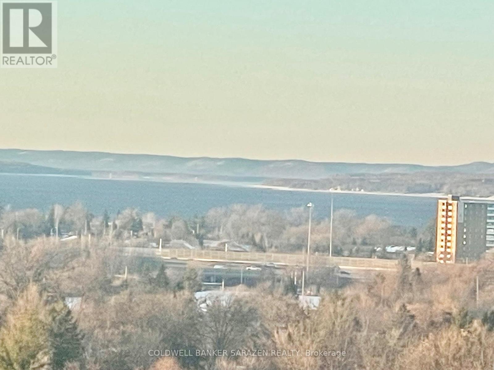 1215 - 80 Sandcastle Drive