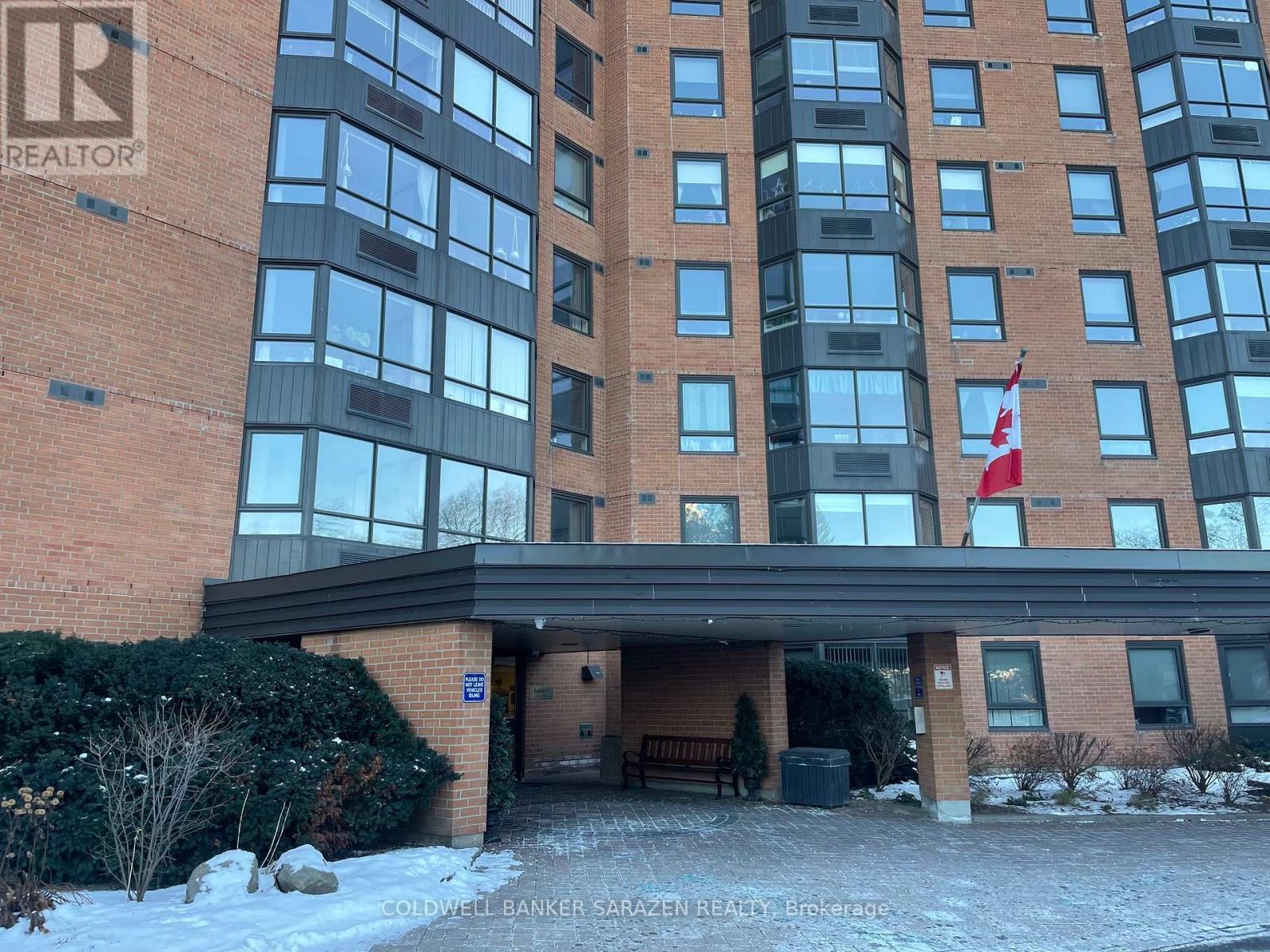 1215 - 80 Sandcastle Drive