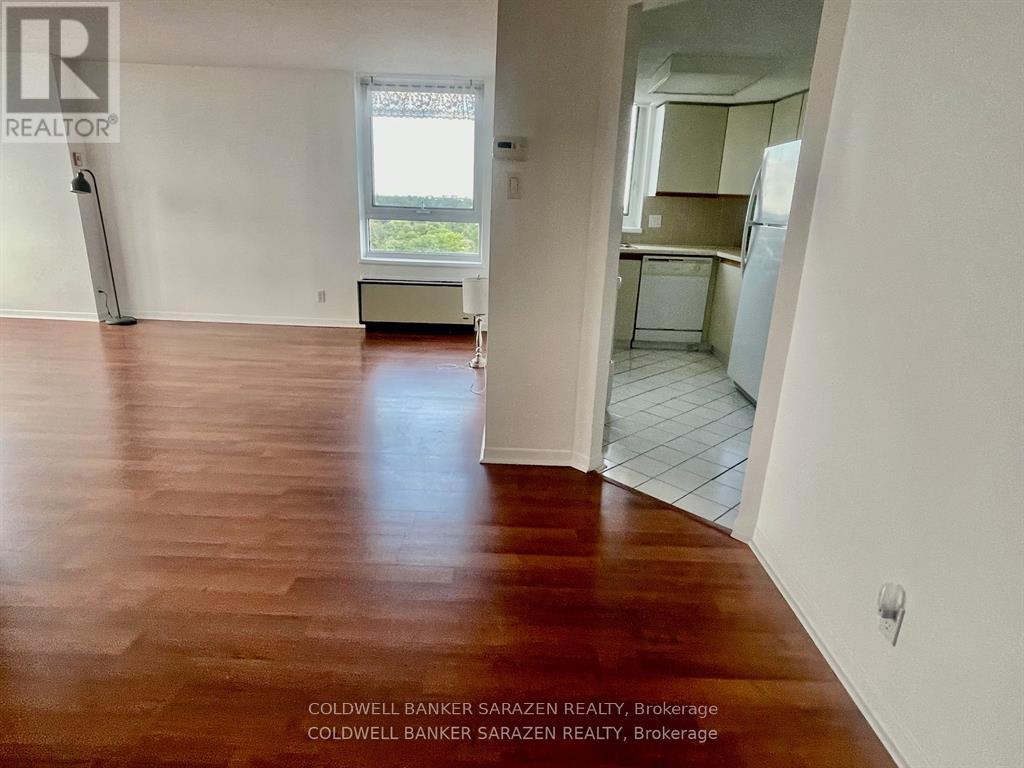 1215 - 80 Sandcastle Drive