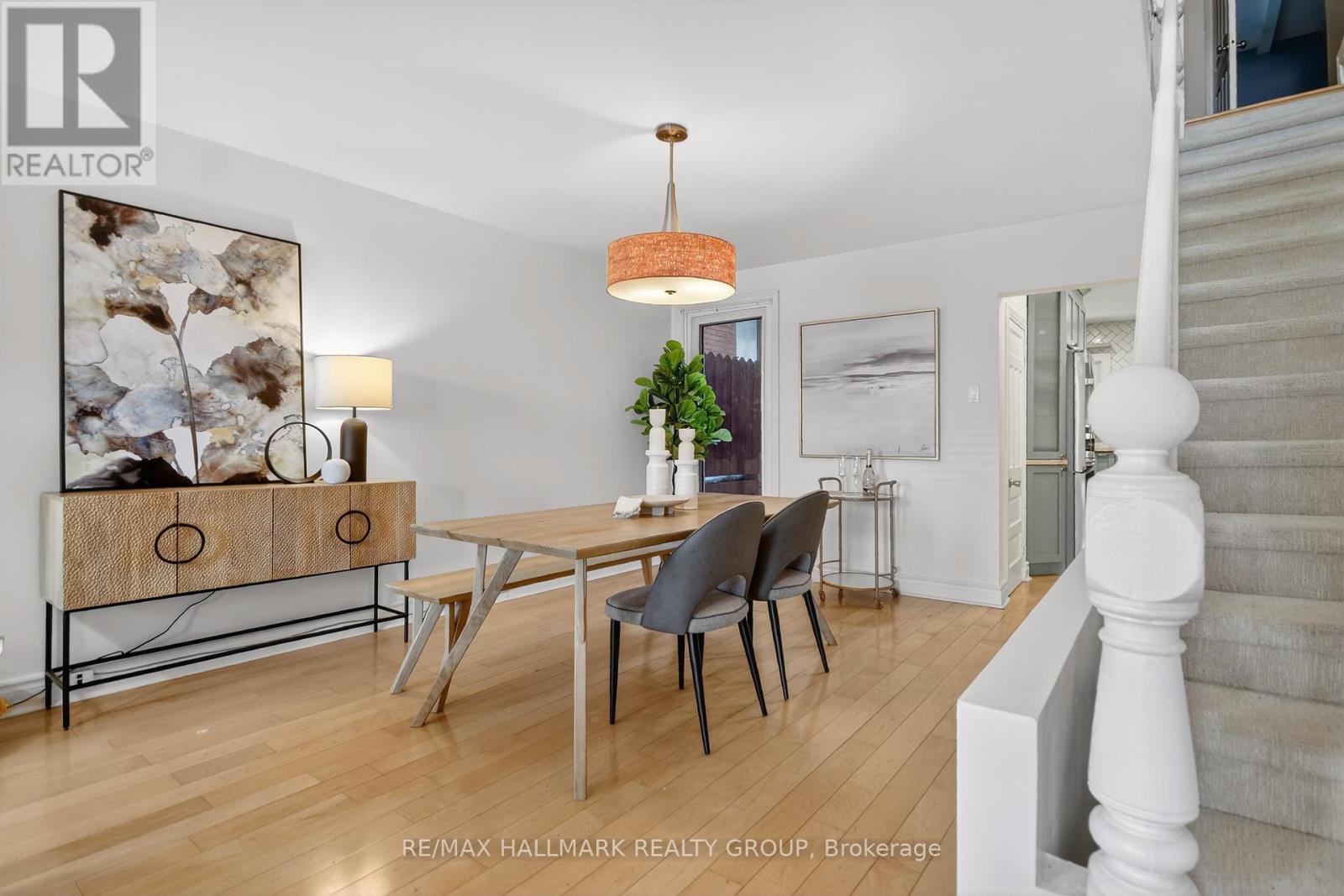 4 Lower Charlotte Street W