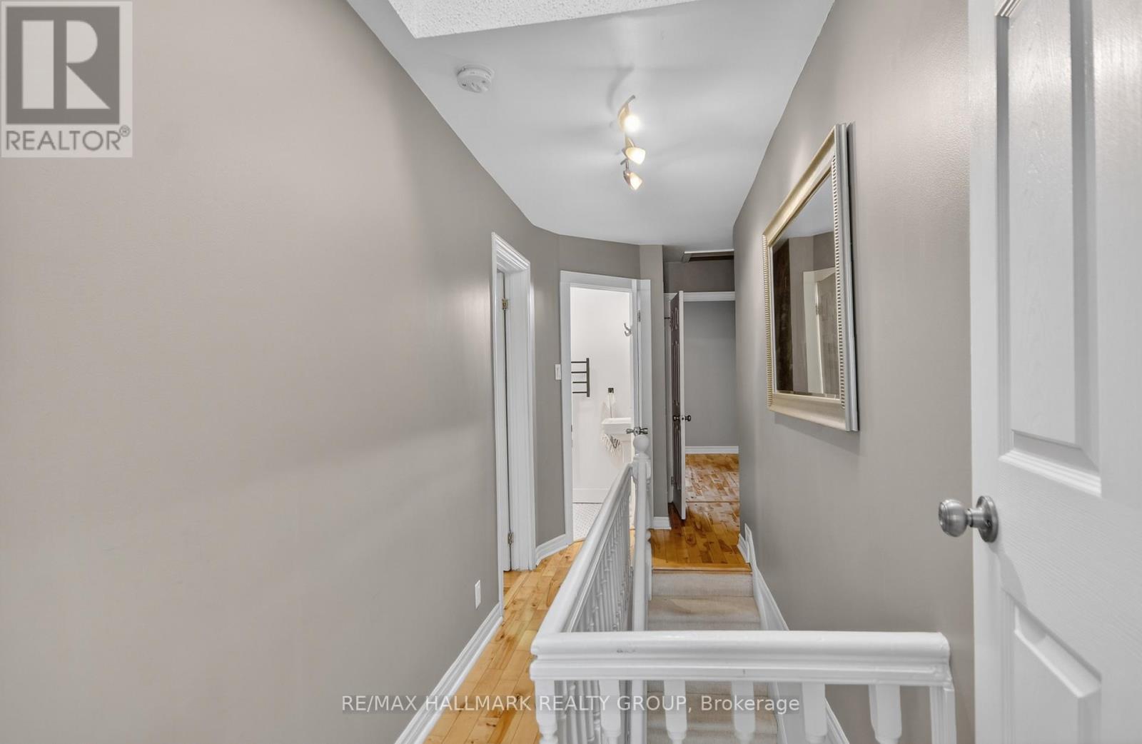 4 Lower Charlotte Street W