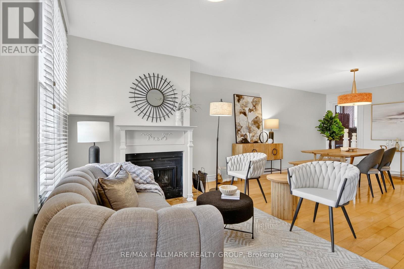 4 Lower Charlotte Street W