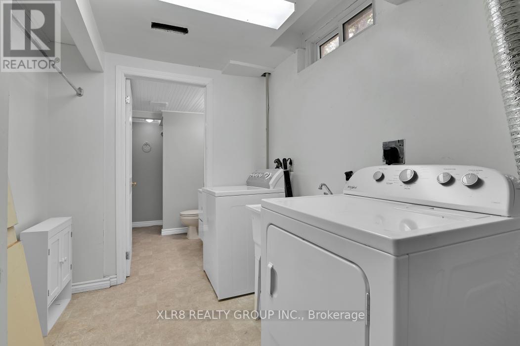 12 John Sidney Crescent