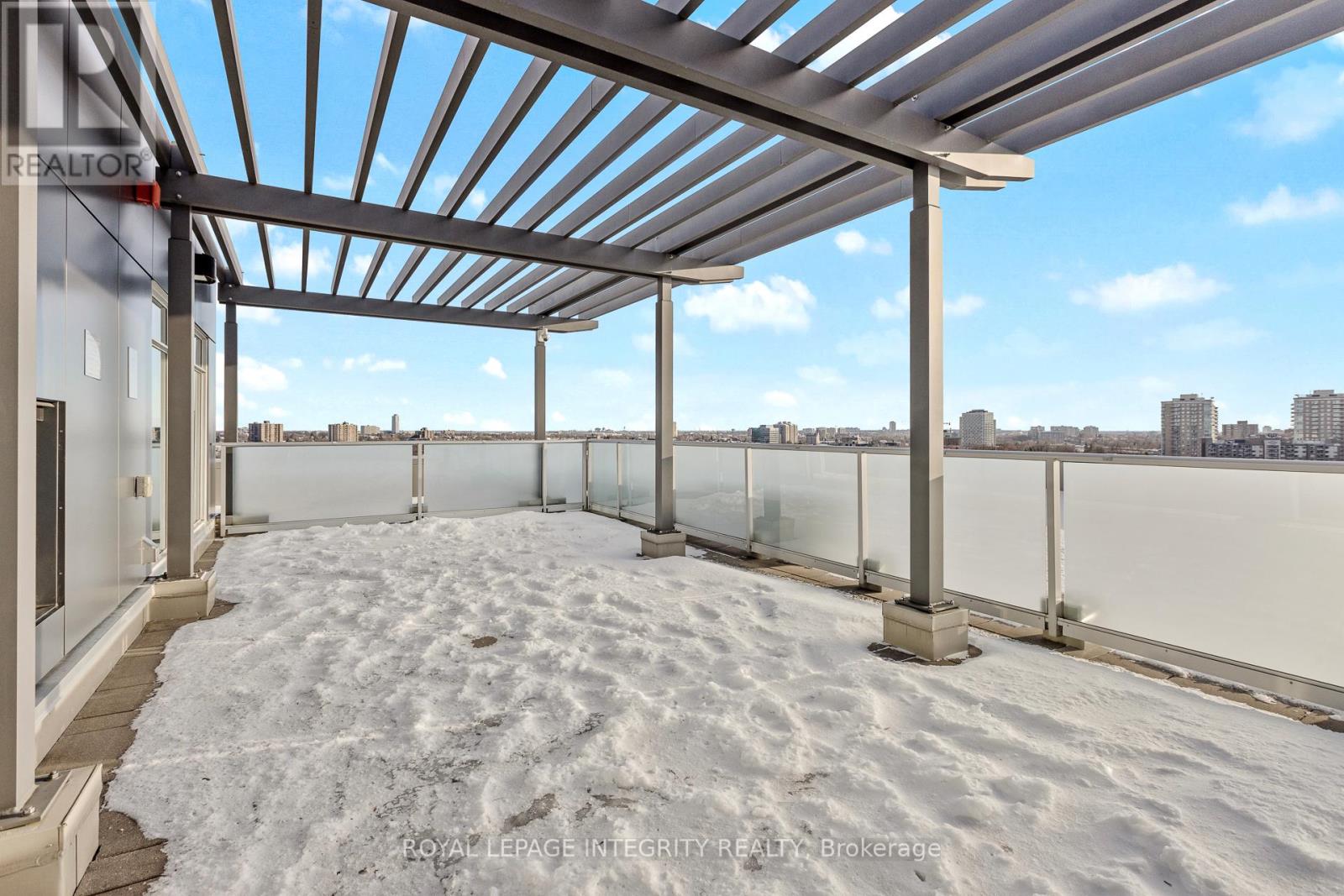 410 - 7 Marquette Avenue