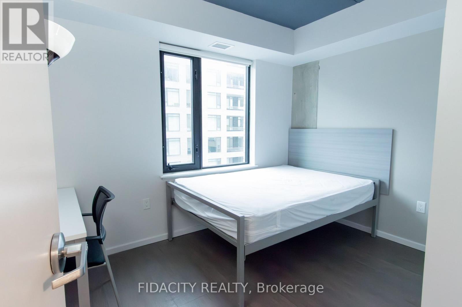 1119 - 105 Champagne Avenue S