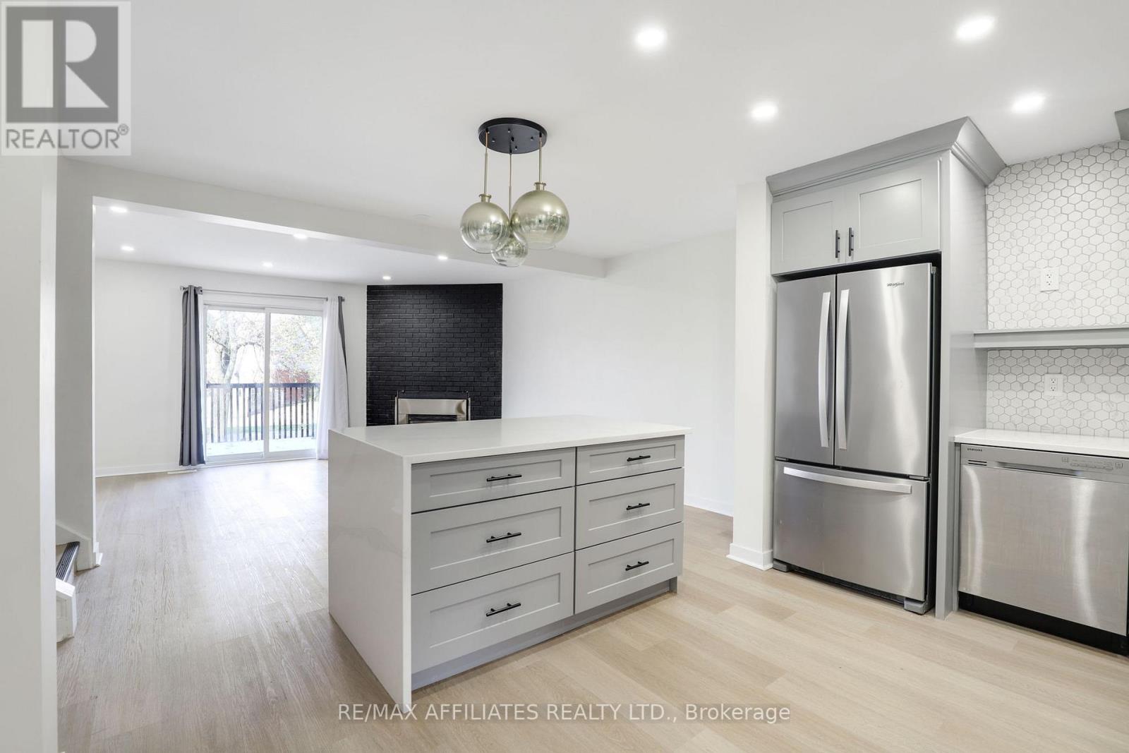 37 - 472 Sandhamn Private