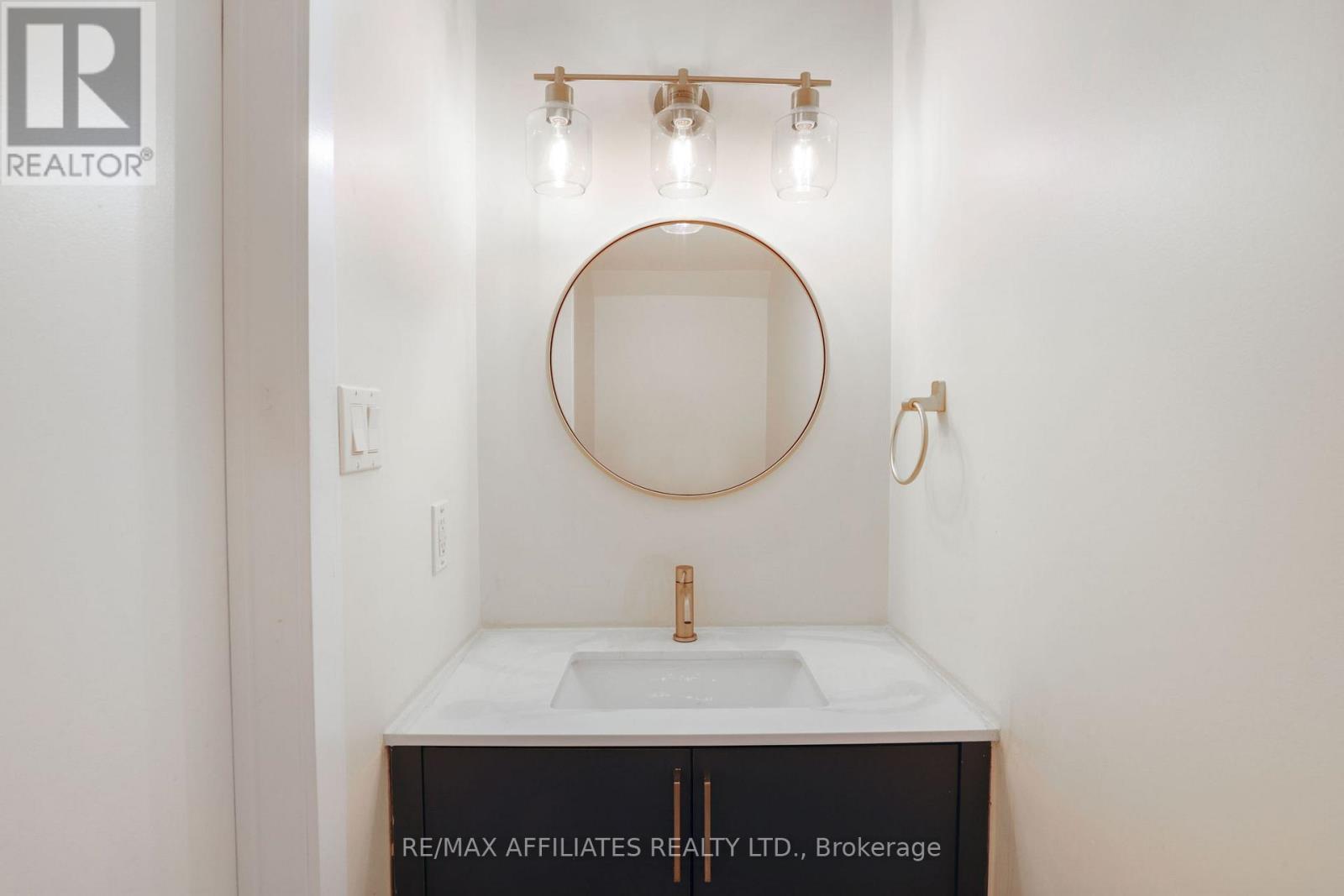 37 - 472 Sandhamn Private