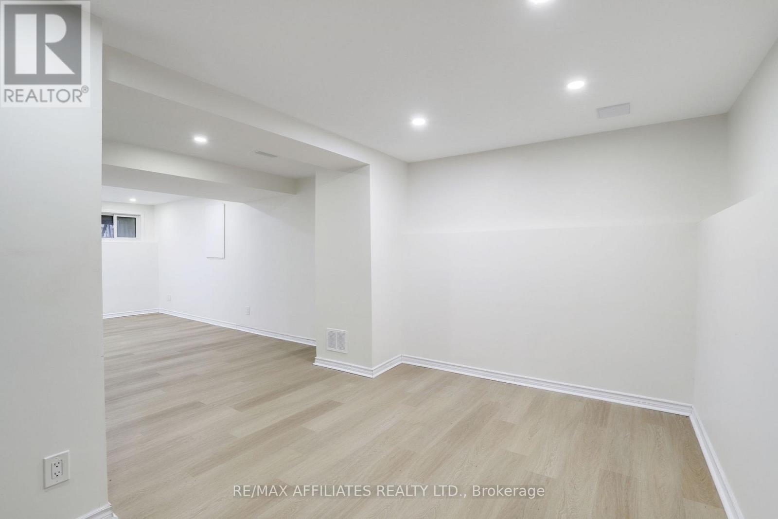 37 - 472 Sandhamn Private