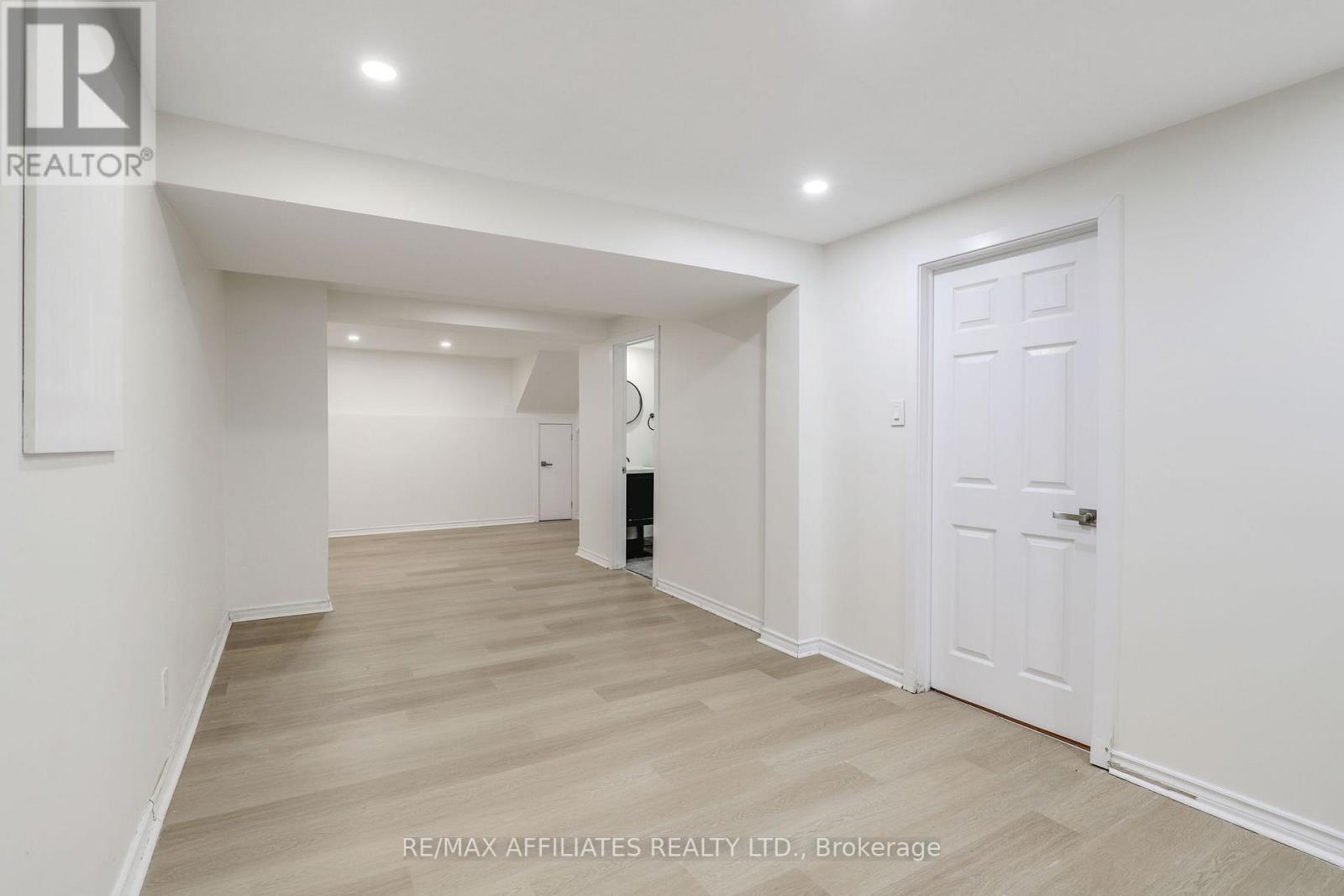 37 - 472 Sandhamn Private