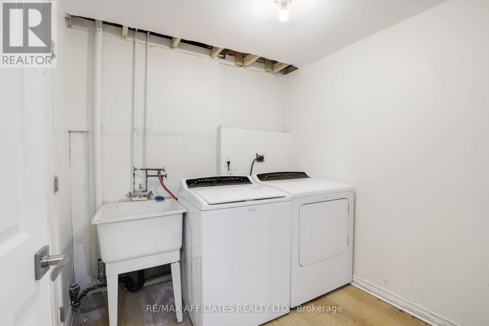 37 - 472 Sandhamn Private