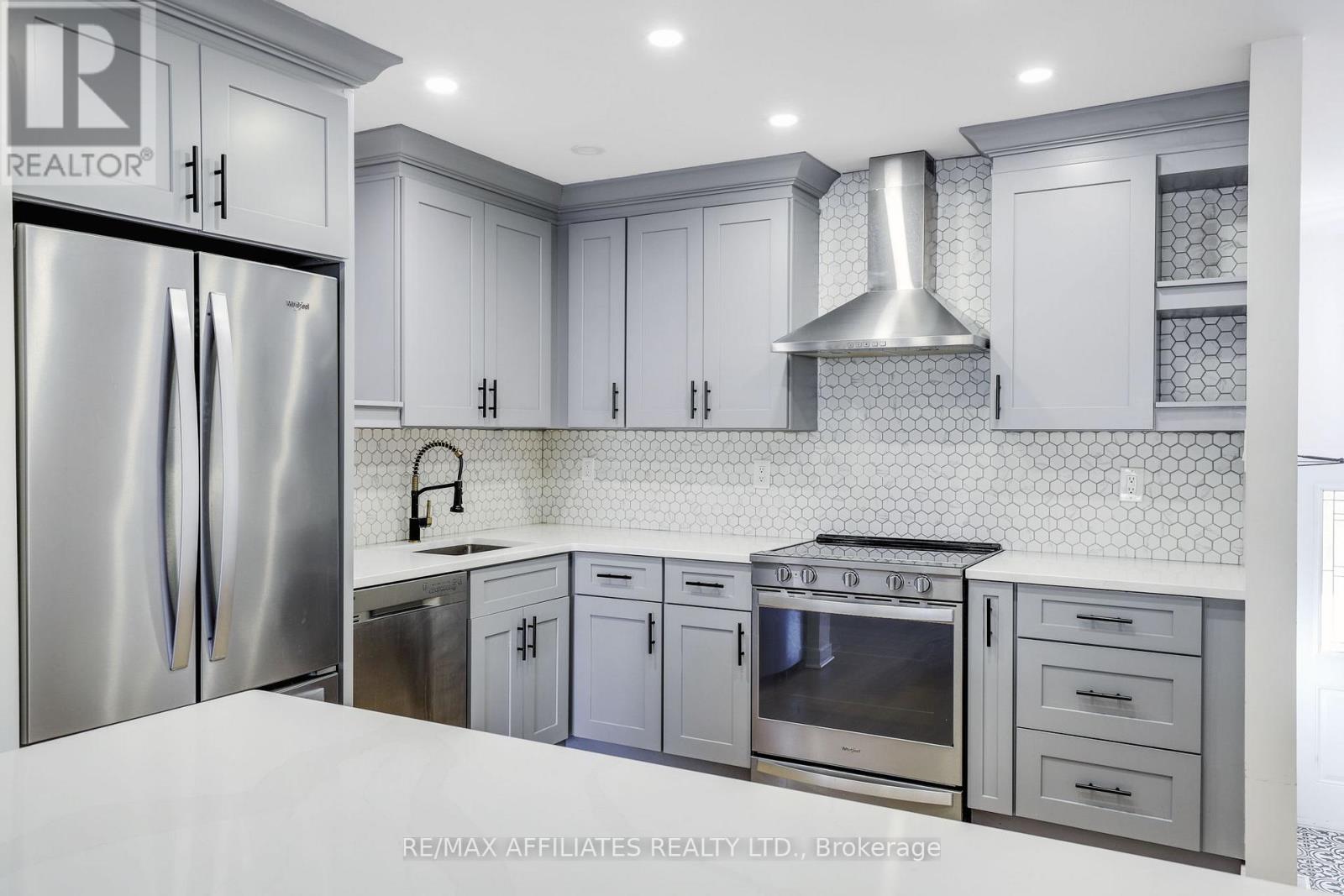 37 - 472 Sandhamn Private