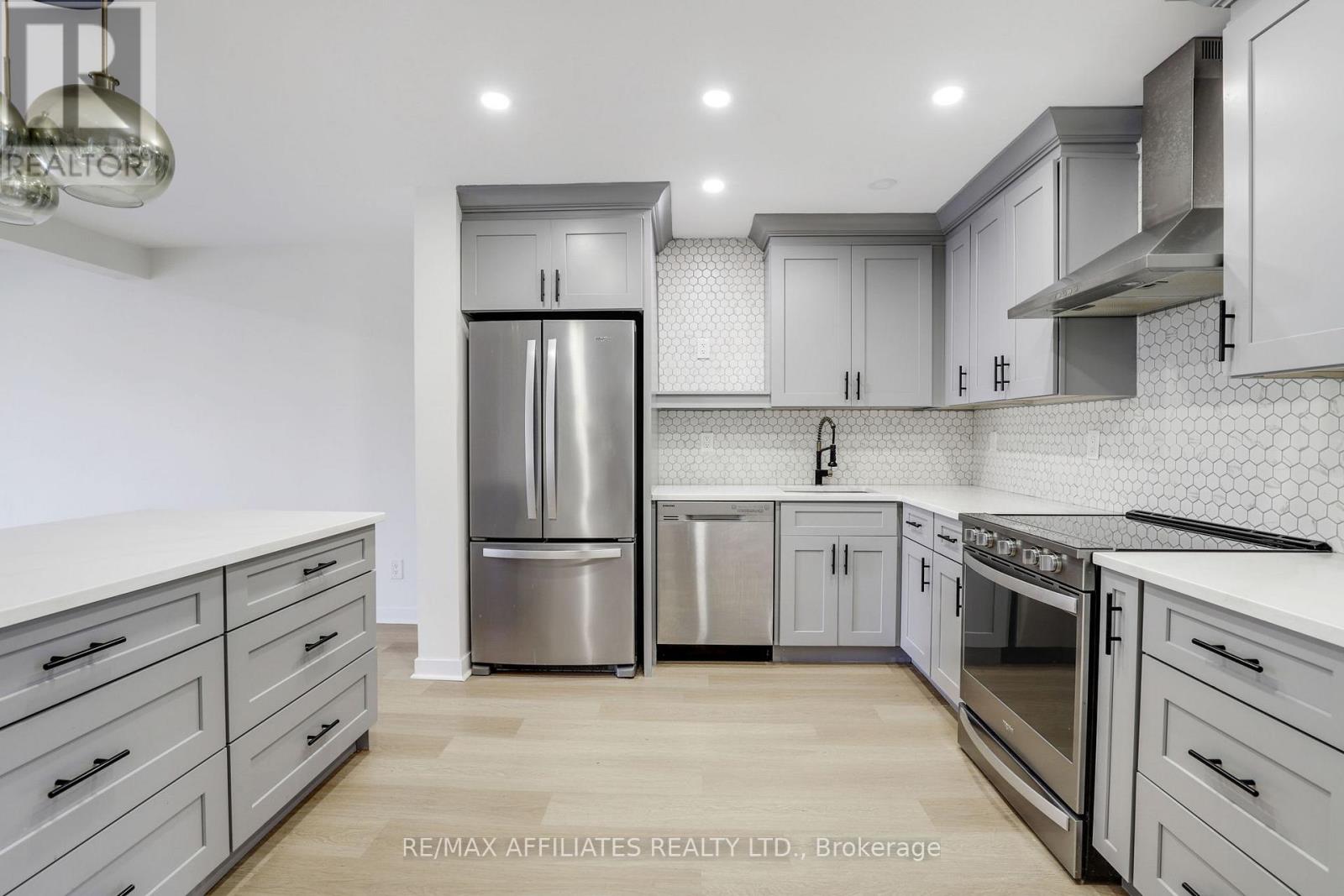 37 - 472 Sandhamn Private