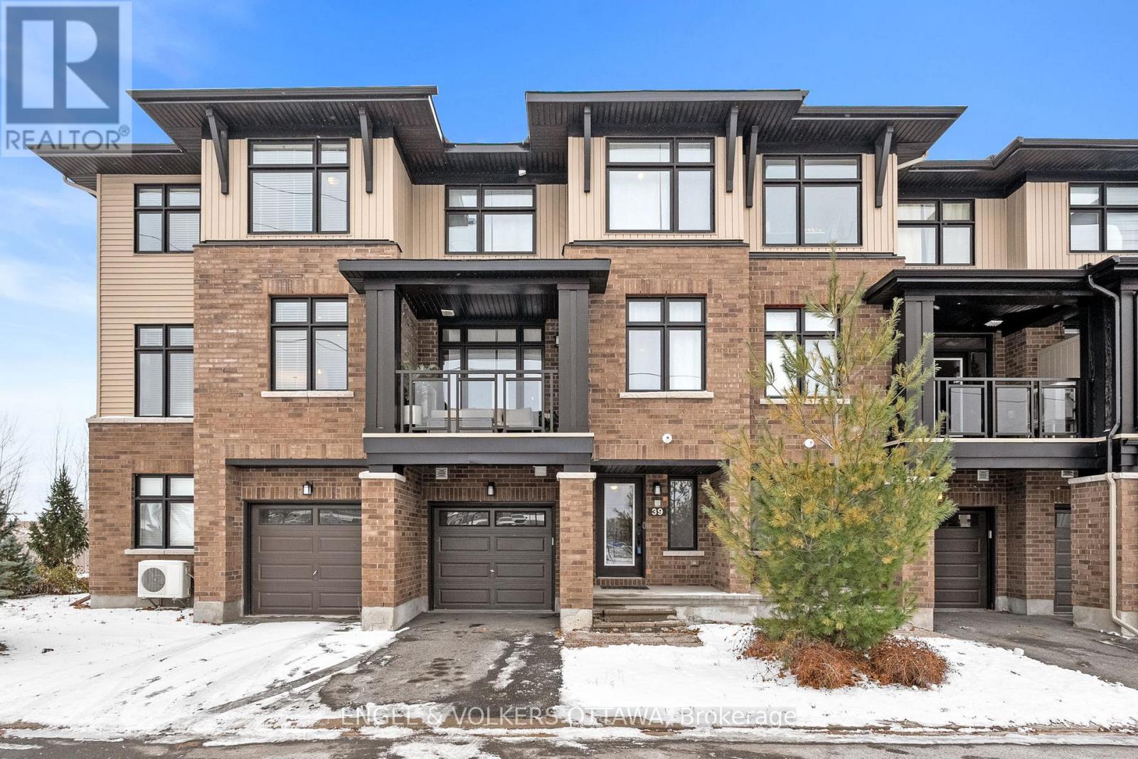 39 Stockholm Private