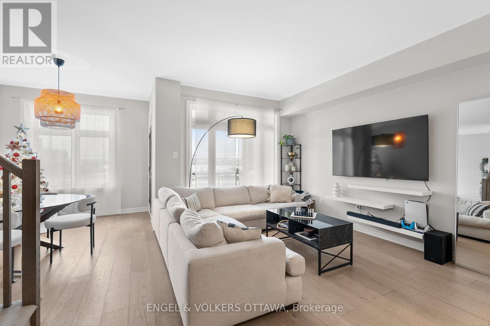 39 Stockholm Private