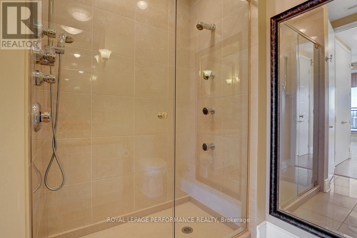 Ph2 - 260 Besserer Street