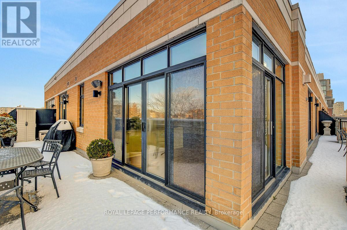 Ph2 - 260 Besserer Street