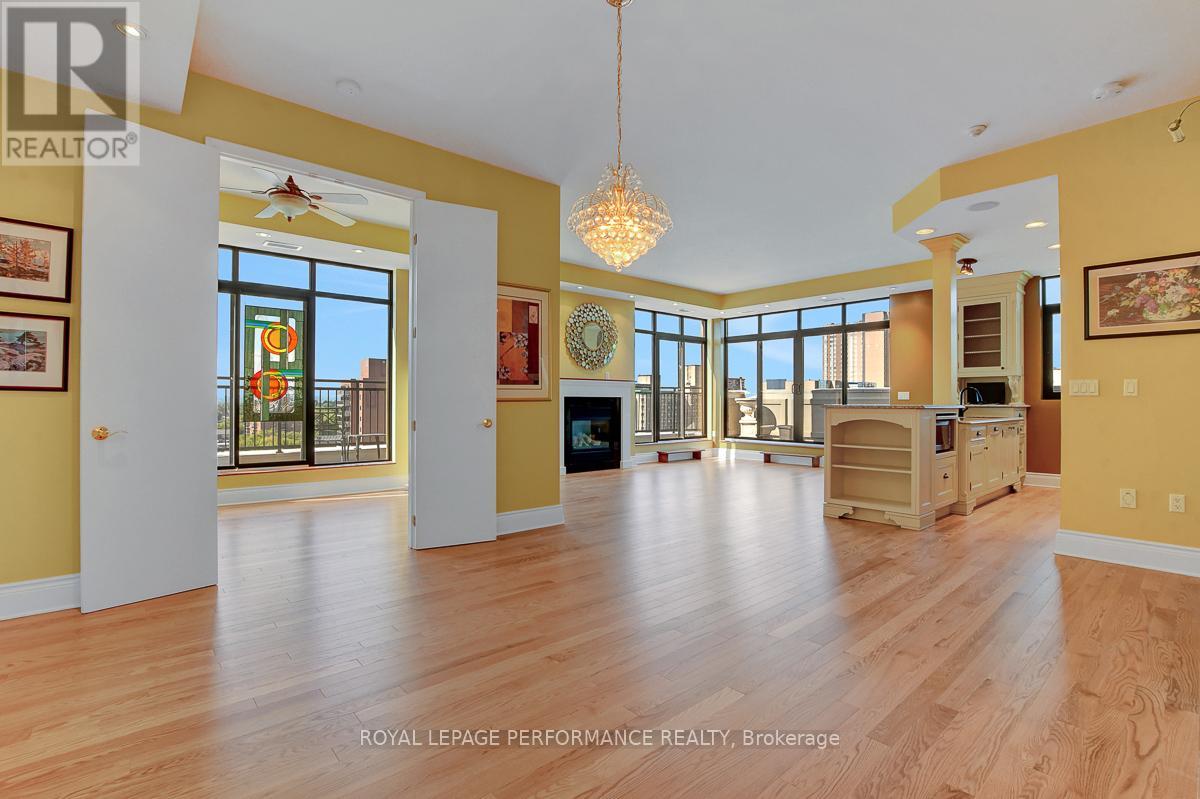 Ph2 - 260 Besserer Street