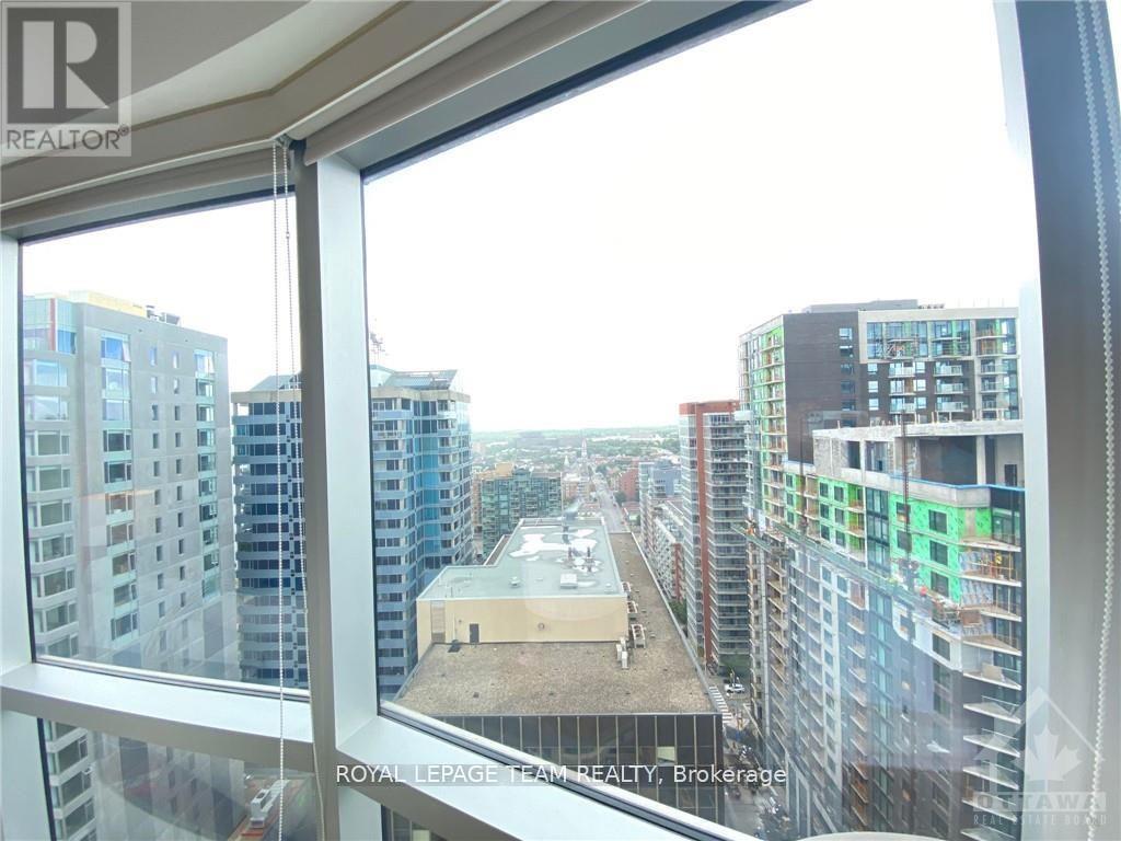 2204 - 234 Rideau Street