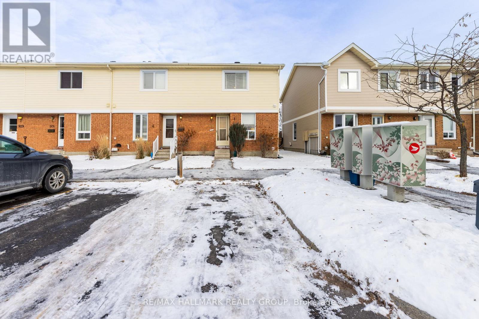 29 - 935 Cookshire Crescent