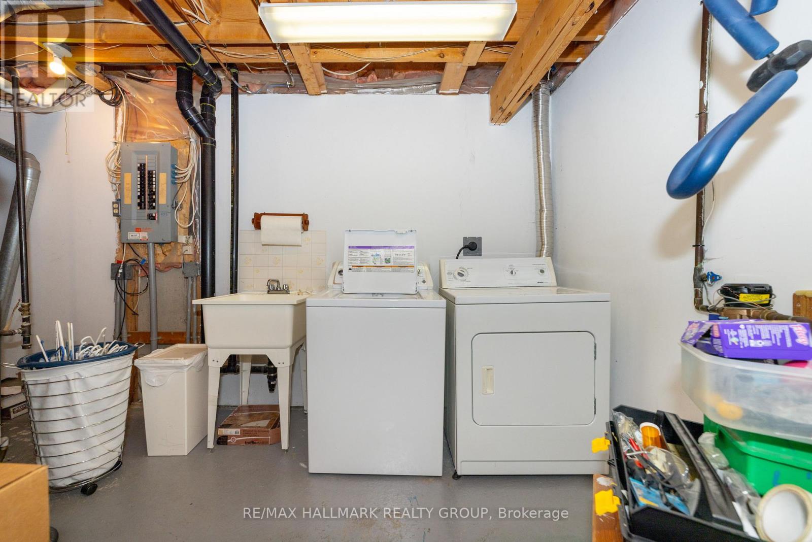 29 - 935 Cookshire Crescent