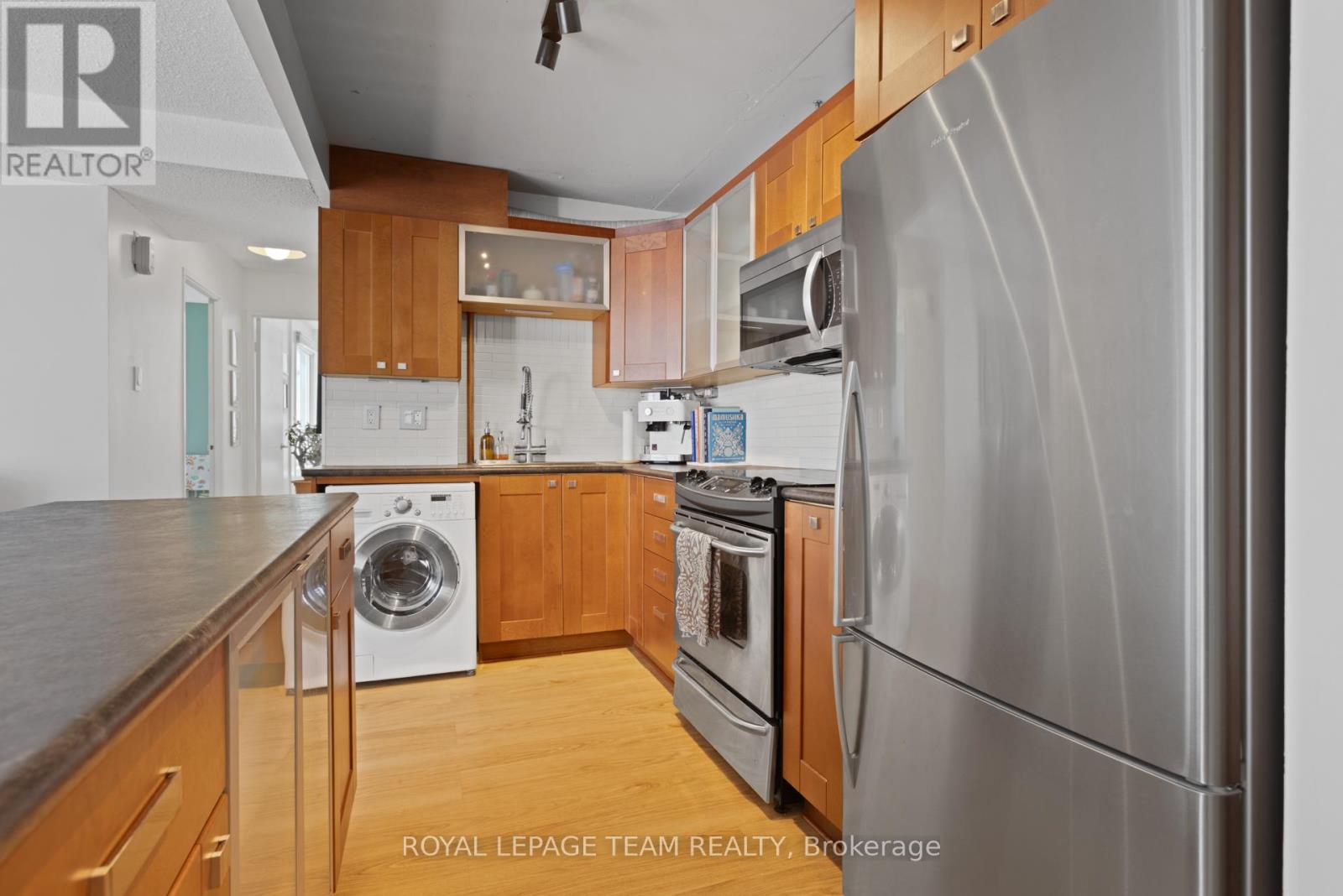 503 - 141 Somerset Street W