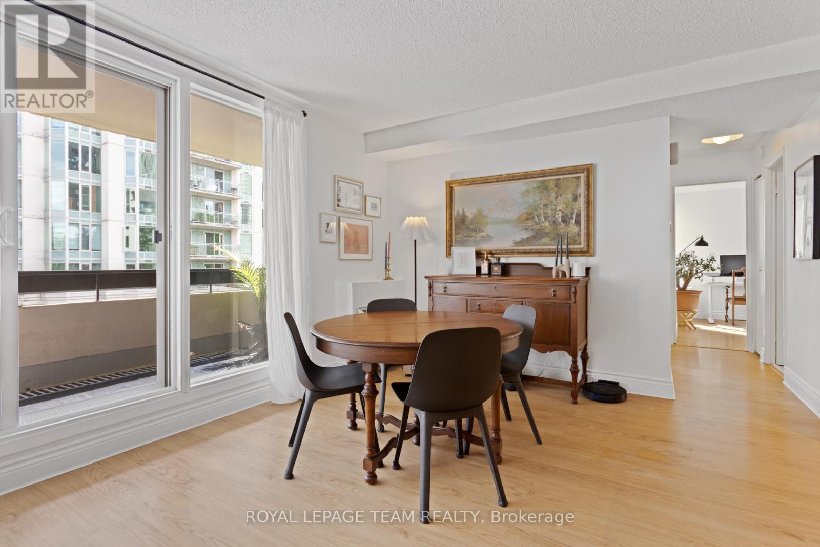 503 - 141 Somerset Street W