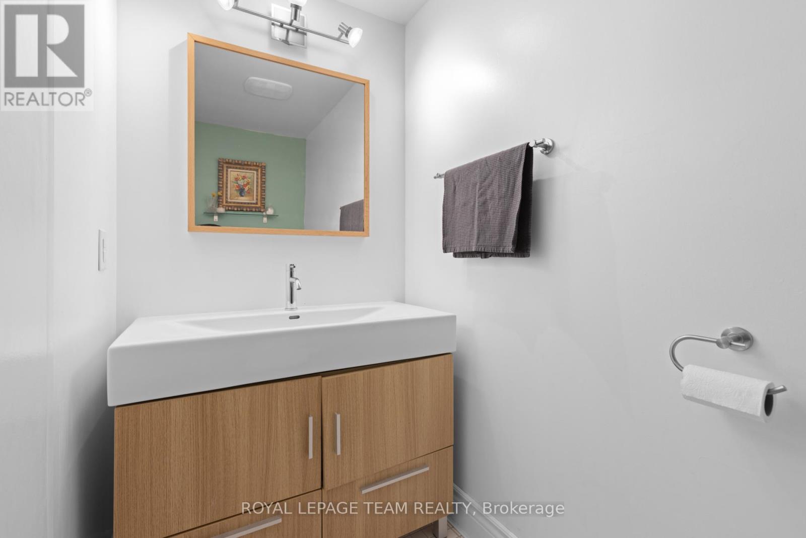 503 - 141 Somerset Street W