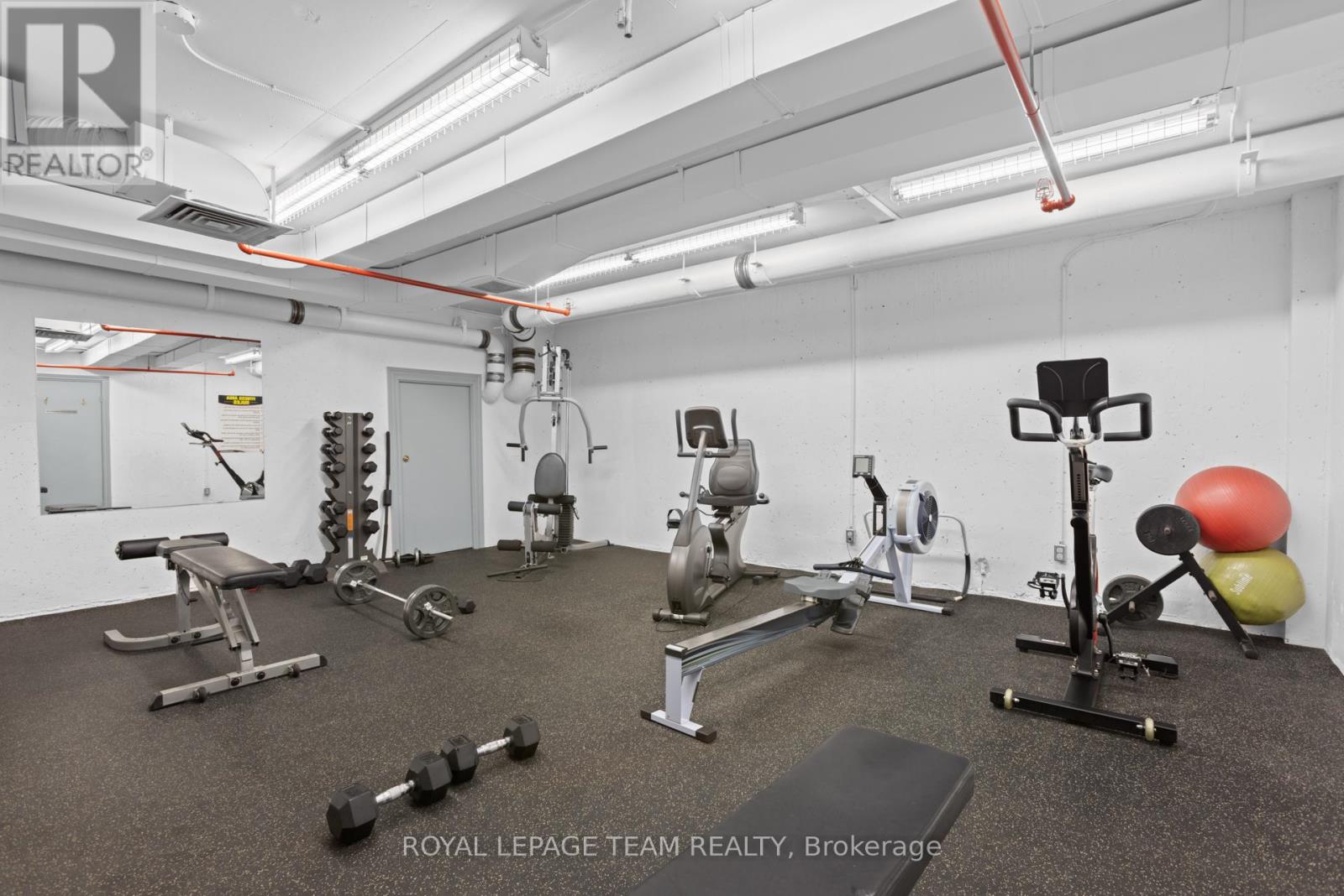 503 - 141 Somerset Street W