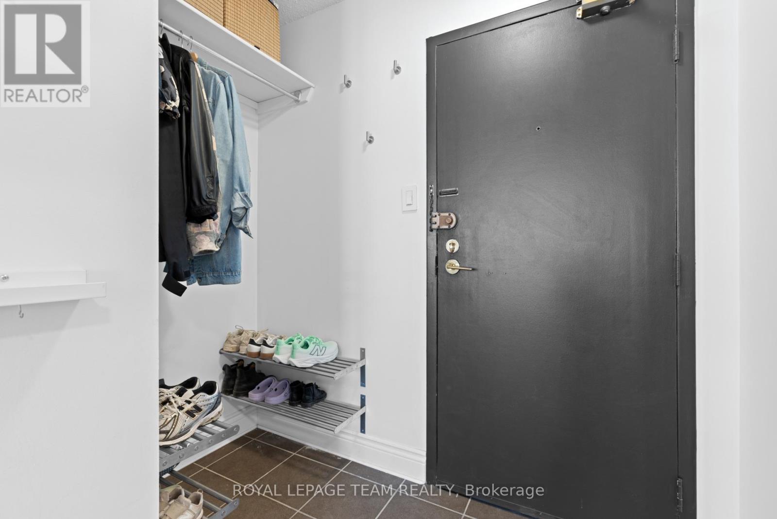 503 - 141 Somerset Street W