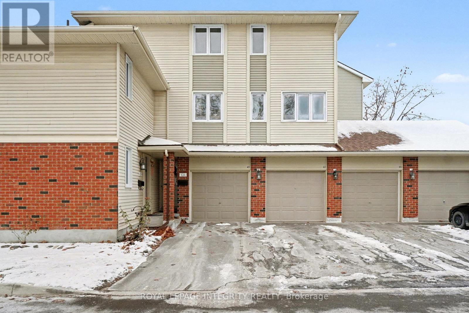 49 - 128 Rushford Private