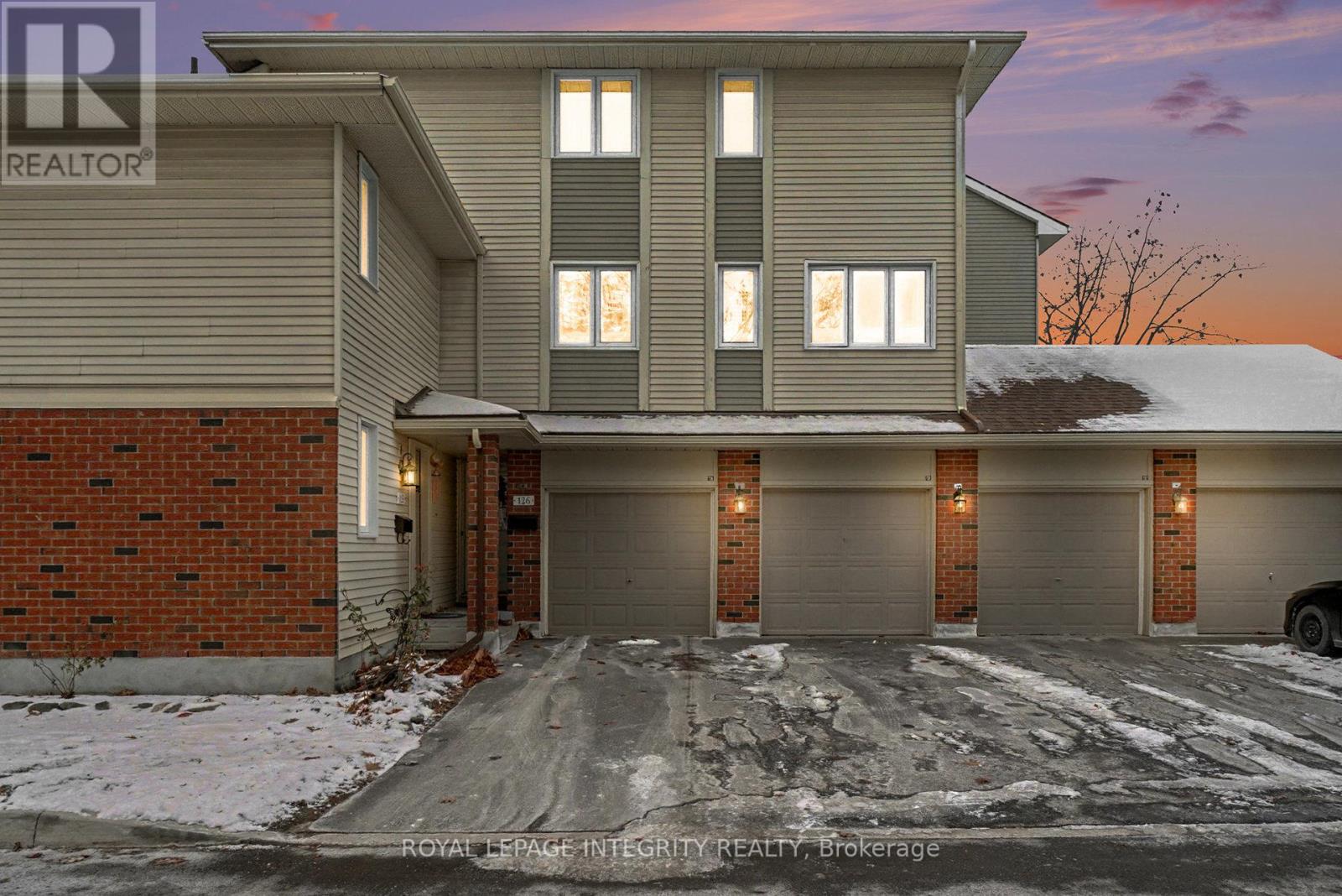 49 - 128 Rushford Private