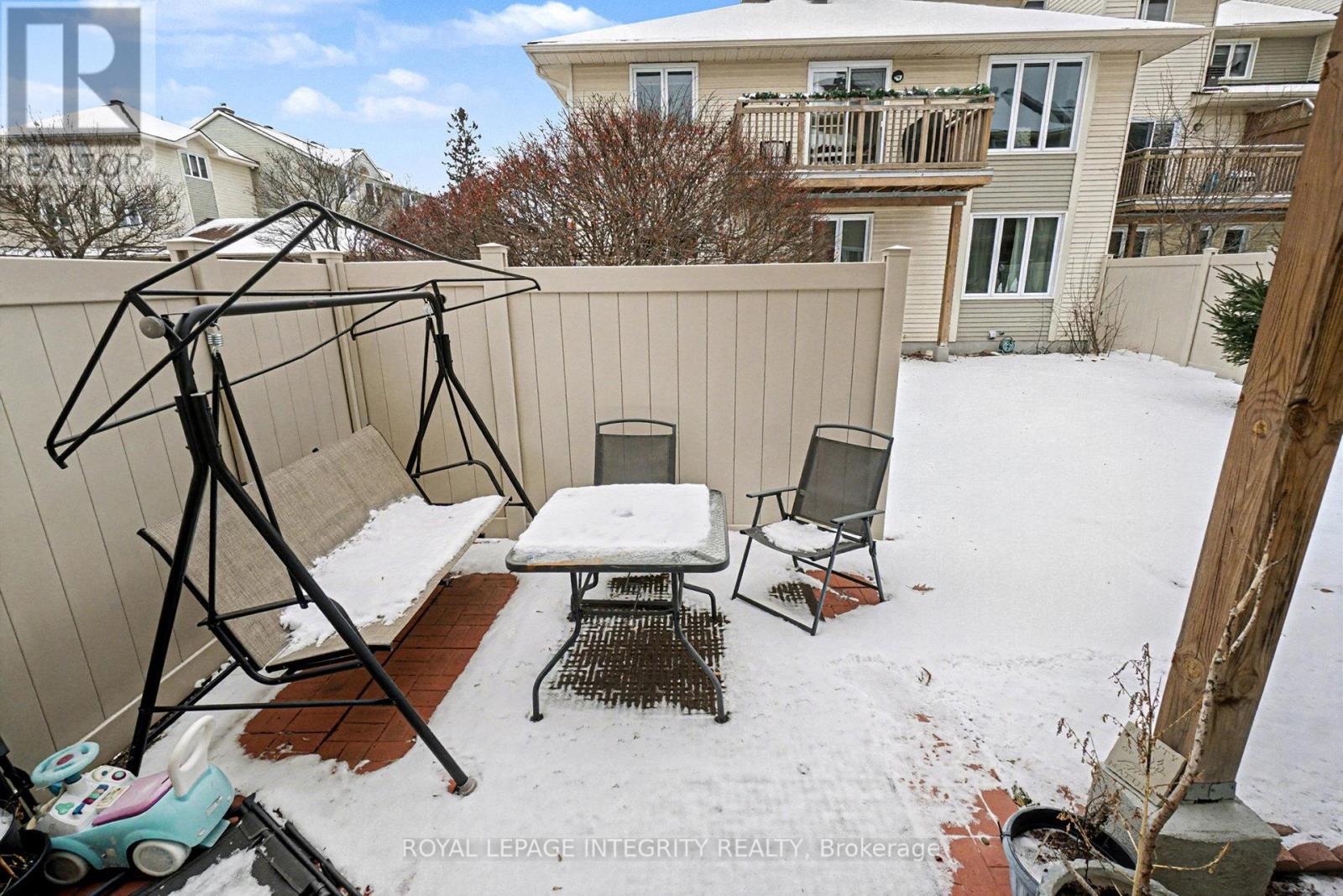 49 - 128 Rushford Private