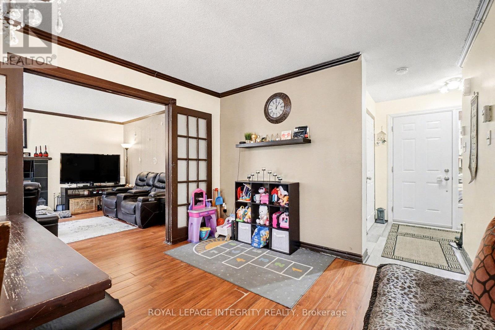 49 - 128 Rushford Private