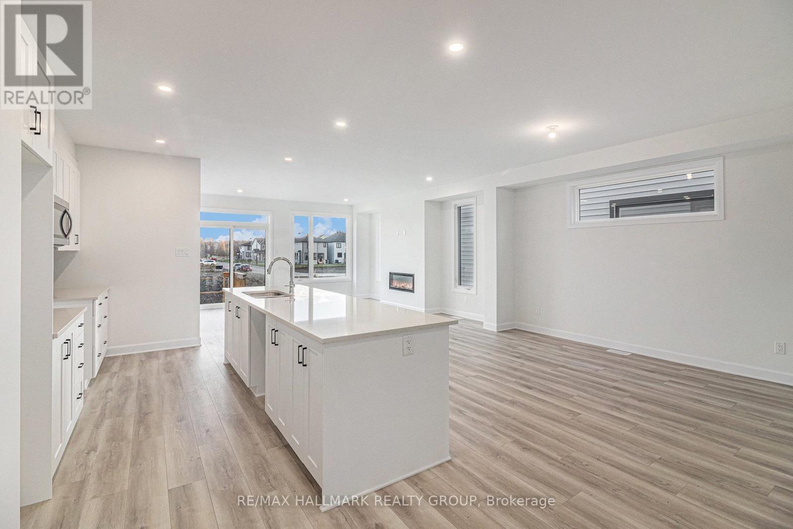 526 Reflection Street